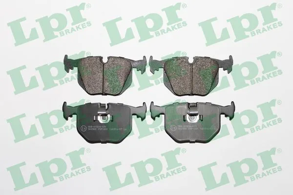 Fren Balatası Arka BMW E38 E46 E53 E83 E85 E86 E39 E85 E52 . Land Rover Range Rover 3 L322