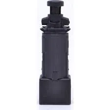 Fren Müşürü MASTER 2 2001-2007 Kangoo 1997 Clio 2 1998 Megane 1 1999-2003 Thalia 1 1998 TRAFIC 2 2001-2006 San Dero 2008 Logan 2006 MOVANO A 2001 VIVARO A 2001-2006 1.2 1.4 1.5DCİ 1.6 1.9DCİ 2.0DCİ 2.5DCİ 2 Fişli Siyah