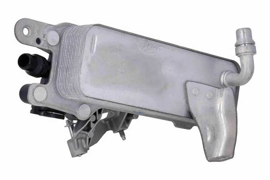 Otomatik Sanziman Yag Sogutucusu BMW F10 F11 F15 F20 F21 F22 F23 F25 F26 F30 F31 F32 F33 F34 F35 F36 G01 G02 G05 G08 G11 G12 G20 G21 G22 G23 G26 G28 G30 G31 G32 G38 G42