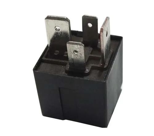 0603050 Mini Röle 12V 50 Amper 4 Fişli Siyah