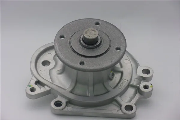 Devirdaim Su Pompasi Toyota HILUX 2.4L L LN56 LN65 1983-1991 Land Cruiser 2.4L 2L LJ70 KZJ70 1988-1993