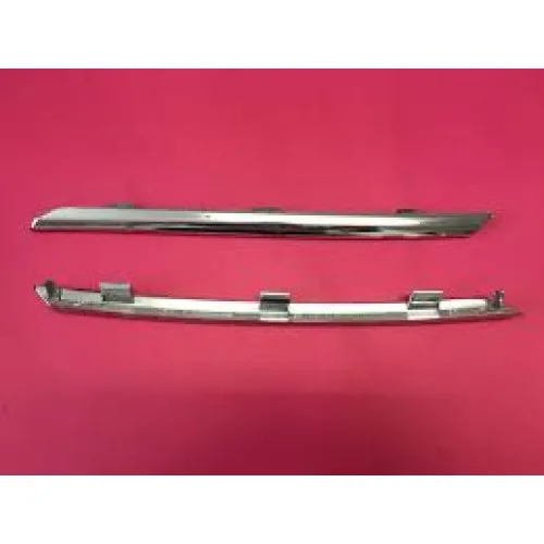 Ön Panjur Çıtası TK. Clio 4 Krom