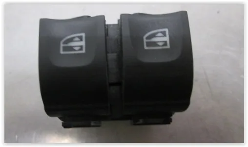 Cam Açma / Kapama Anahtari Çiftli Ön Sol Renault Clio 4 2012 Captur 1 2013 TRAFIC 3 2015 7 Fişli