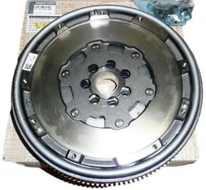 Debriyaj Volanı Clio 3 2005 Laguna 3 2007-2015 Megane 2 - 3 - 4 Fluence 2009 Qashqai J11 2013-2018 Juke 2010 Kangoo 2008 Duster 2010 CITAN 2013 1.5 DCİ Oynar Başlıklı